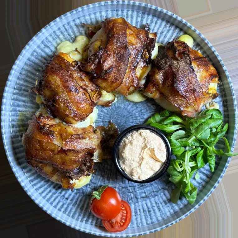 Punjeni pileci raznjici